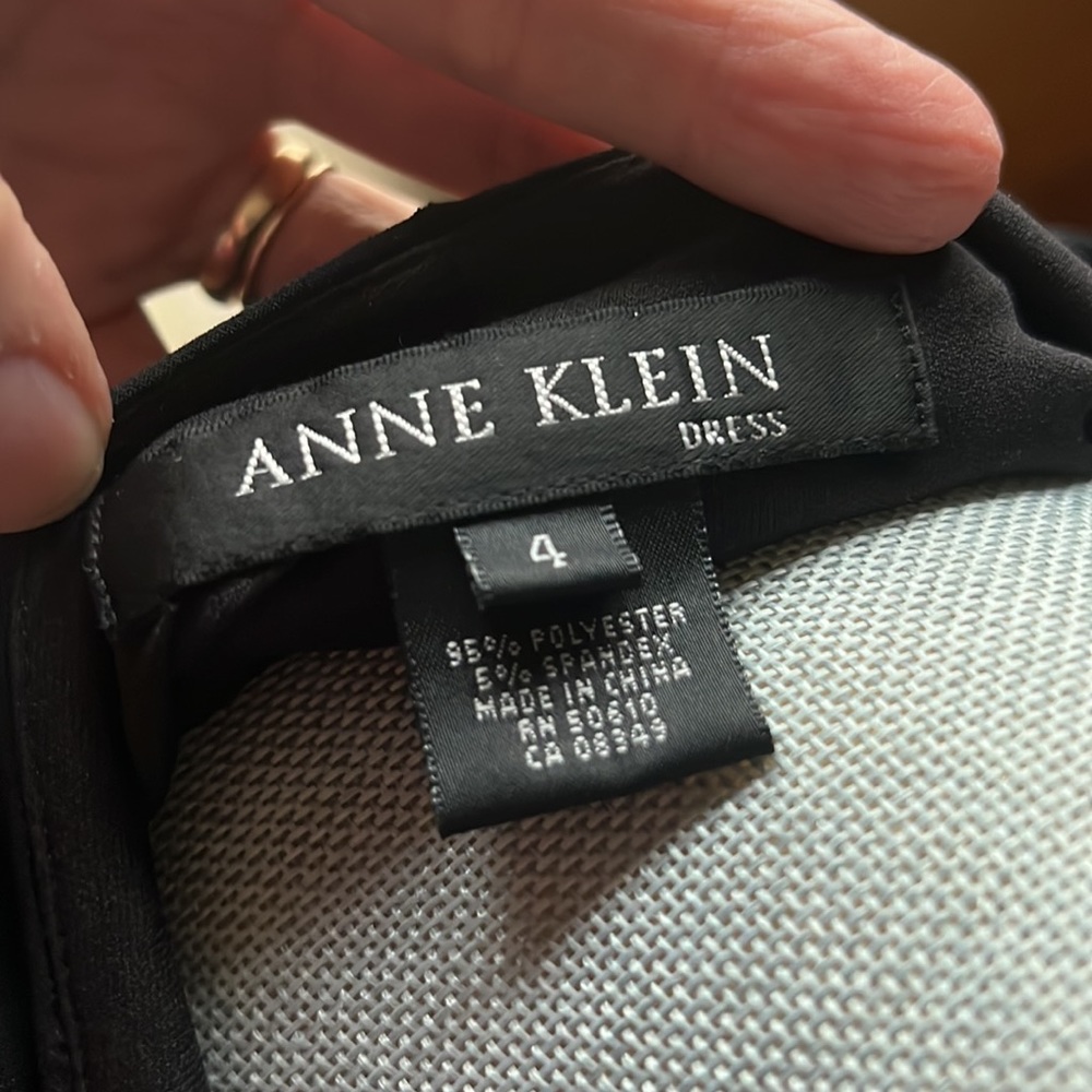 💗Anne Klein Dress💗 Very Flattering - Picture 3 of 5